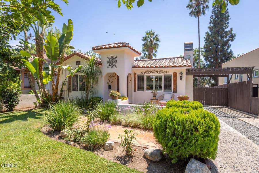 Property photo for 474 Colman Street, Altadena, CA