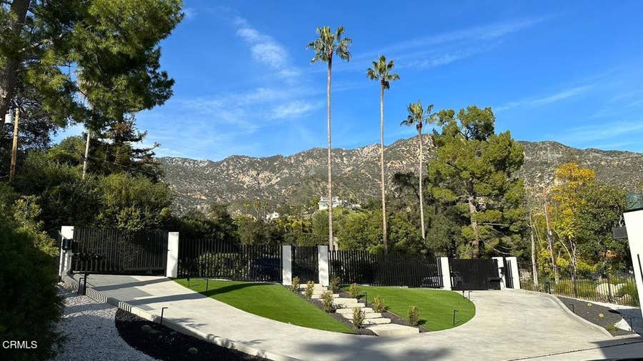 Property photo for 1400 E Palm Street, Altadena, CA