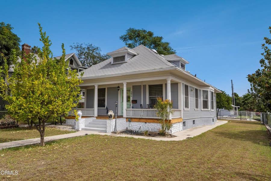 Property photo for 396 N Summit Avenue, Pasadena, CA
