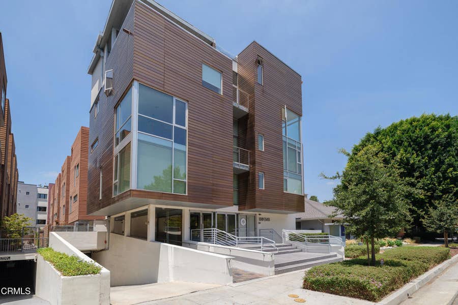 Property photo for 141 S Hudson Avenue, #104, Pasadena, CA