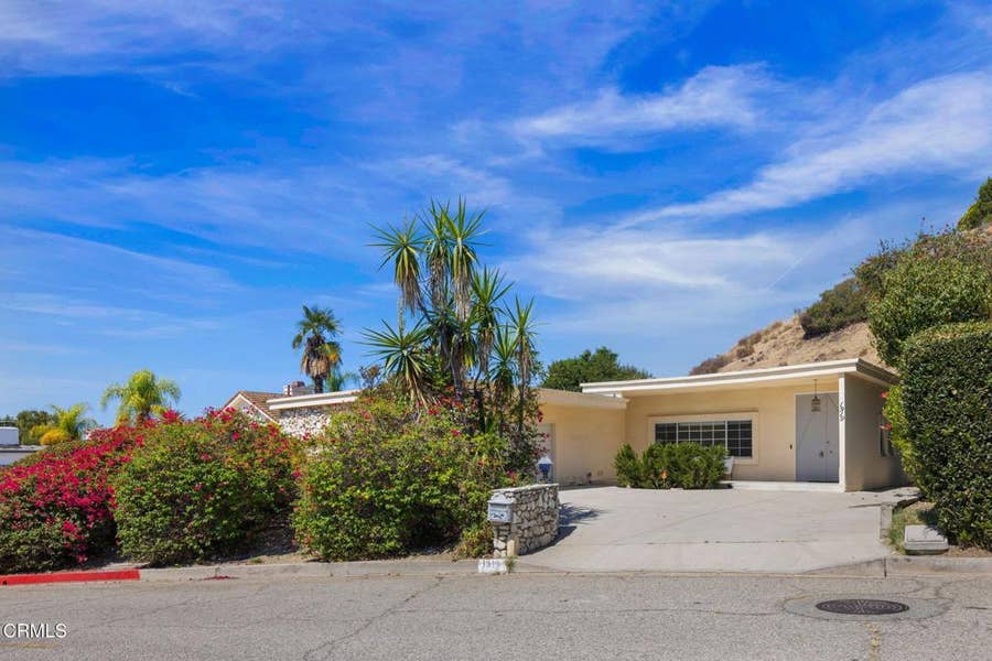 Property photo for 1919 Deermont Road, Glendale, CA
