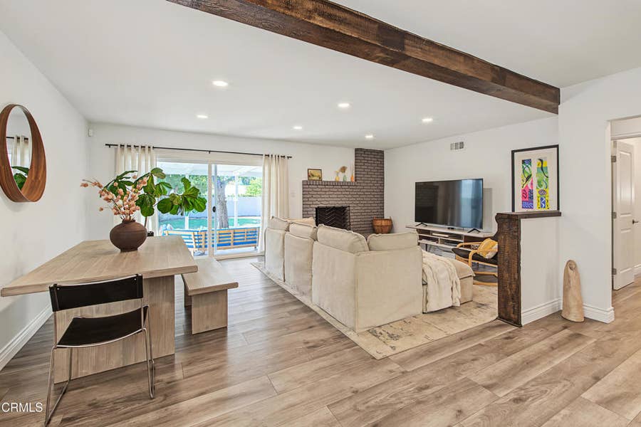 Property photo for 7643 Encino Avenue, Northridge, CA