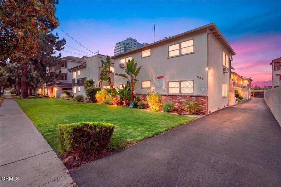 Property photo for 935 N Louise Street, Glendale, CA