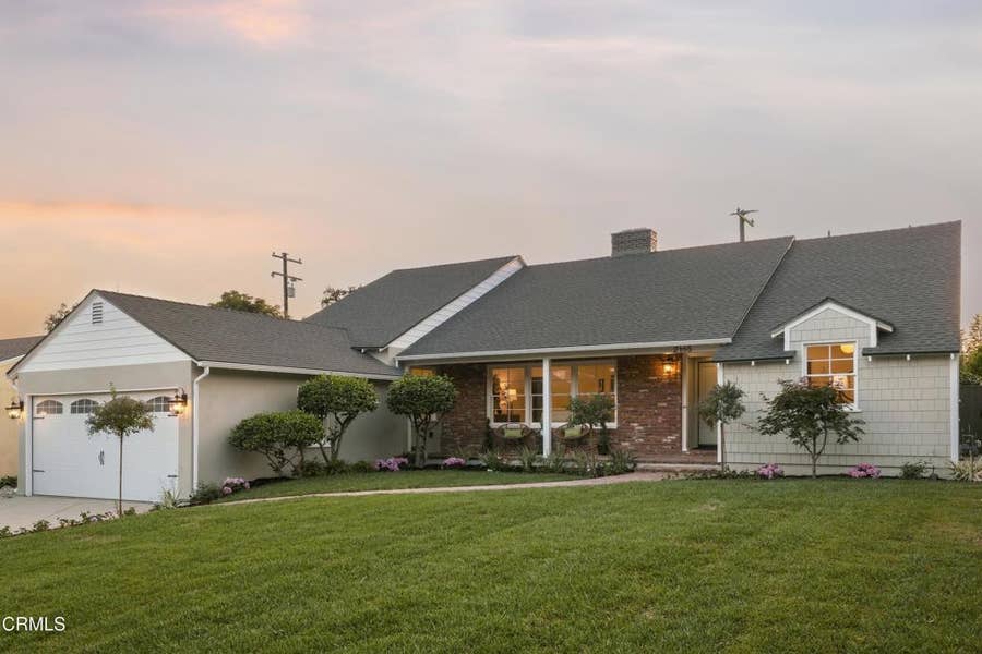 Property photo for 2185 N Roosevelt Avenue, Altadena, CA