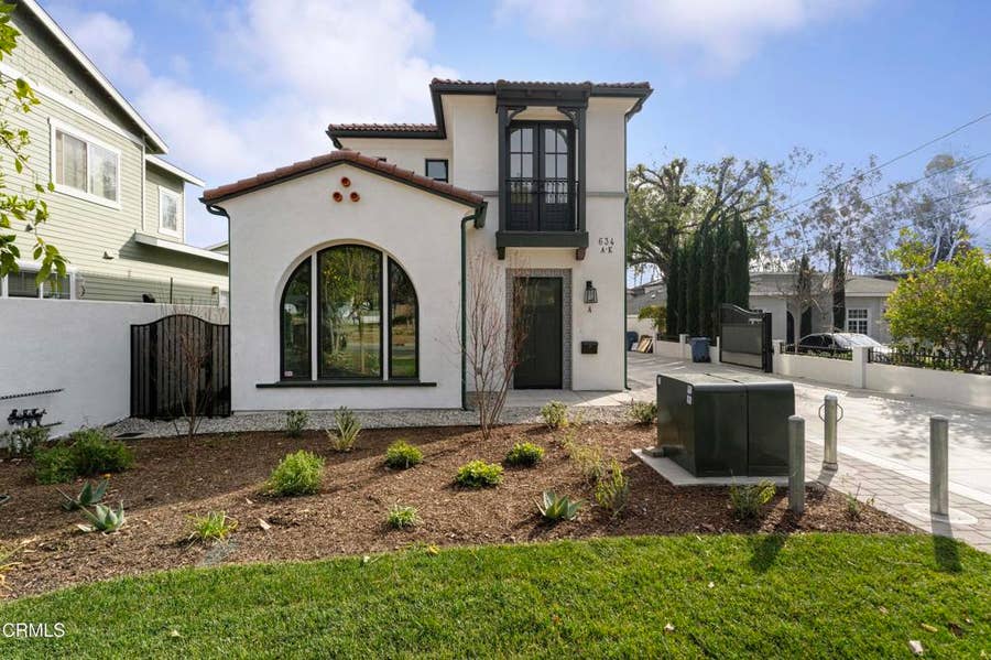Property photo for 634 W Olive Avenue, #B, Monrovia, CA