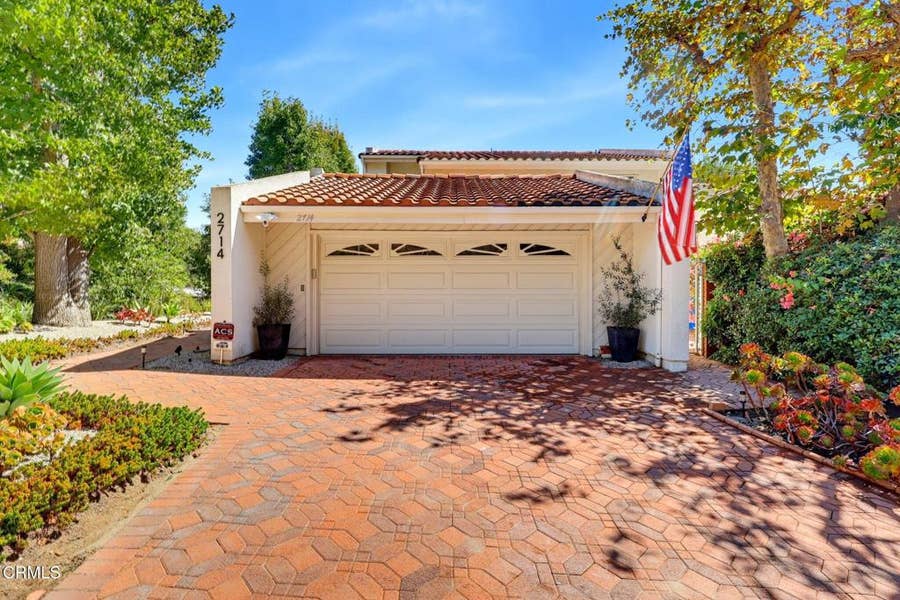 Property photo for 2714 Claray Drive, Los Angeles, CA