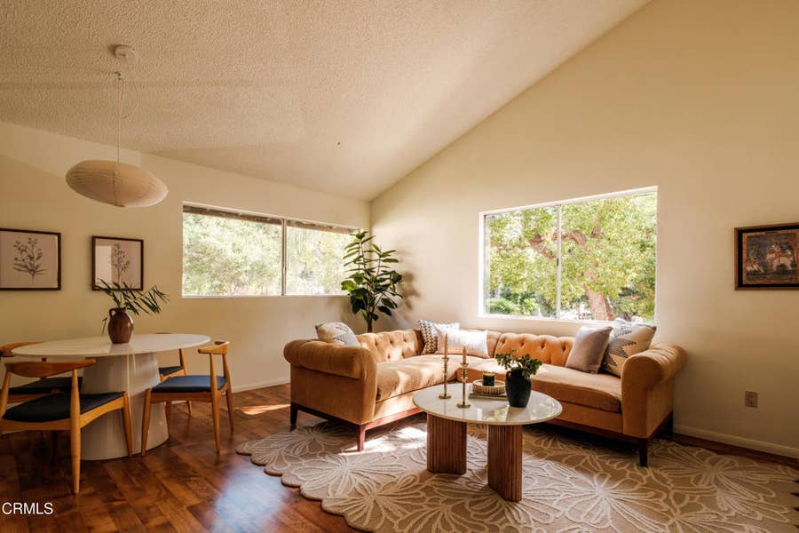 Property photo for 1101 N Summit Avenue, #1, Pasadena, CA