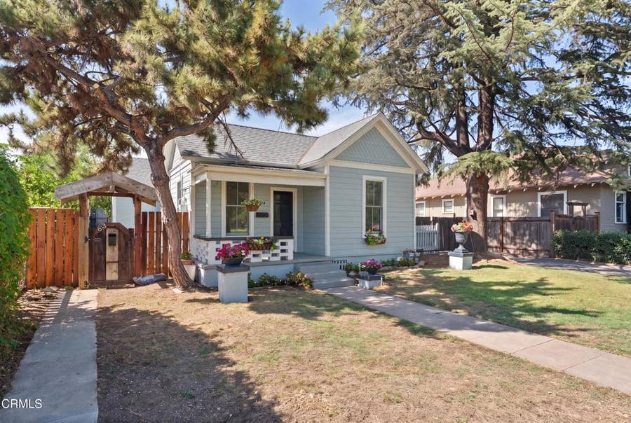 Property photo for 79 W Villa Street, Pasadena, CA