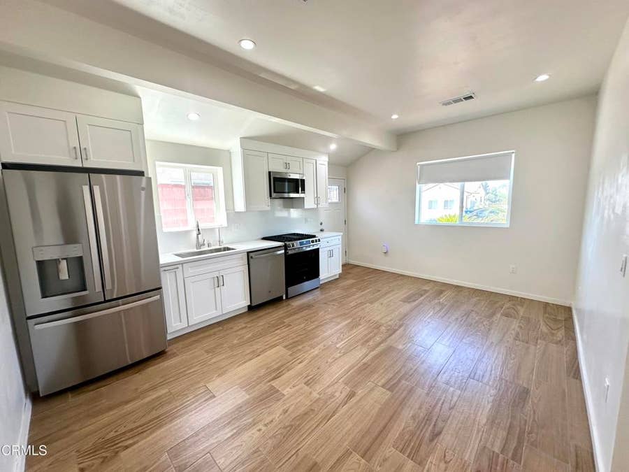 Property photo for 10942 Nassau Avenue, Los Angeles, CA