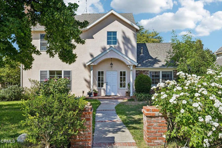 Property photo for 4803 Burgoyne Lane, La Canada Flintridge, CA