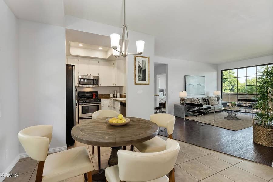 Property photo for 221 S Oak Knoll Avenue, #304, Pasadena, CA