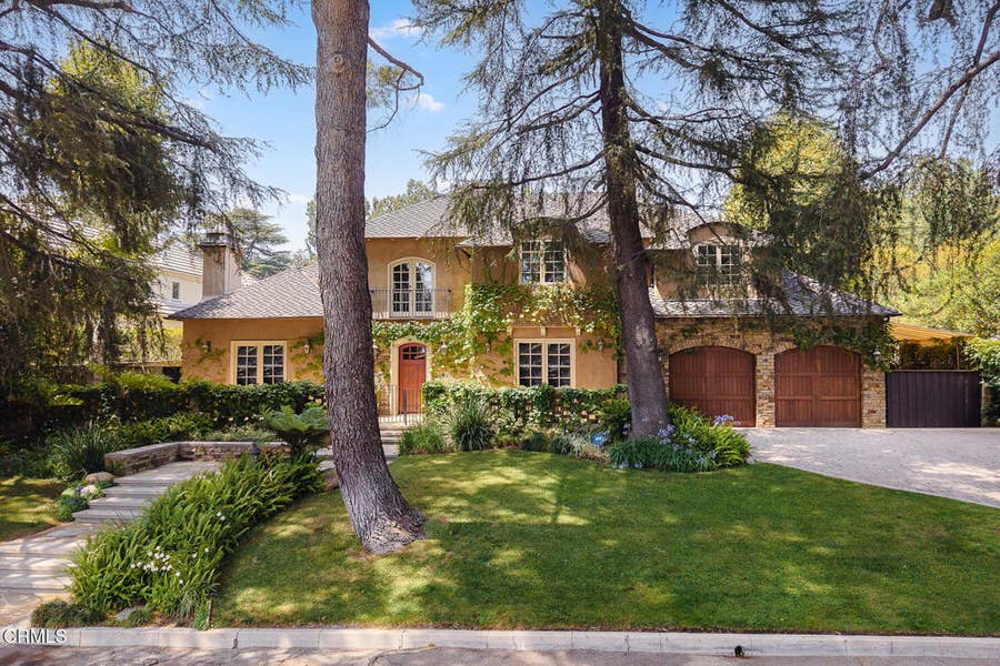 Property photo for 1925 Tondolea Lane, La Canada Flintridge, CA