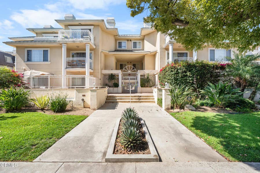 Property photo for 530 W Stocker, #206, Glendale, CA