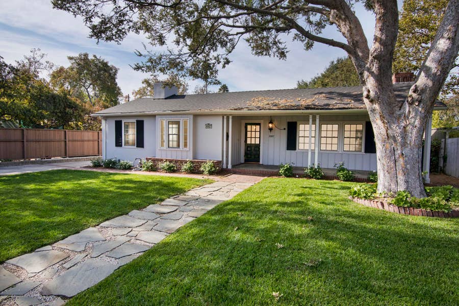Property photo for 1087 S Los Robles Avenue, Pasadena, CA