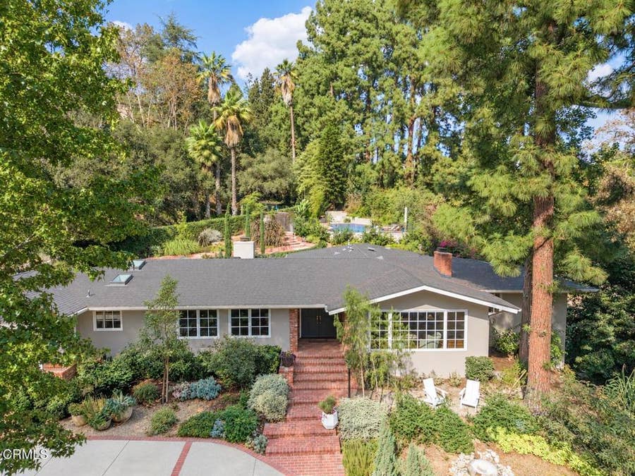 Property photo for 250 N San Rafael Avenue, Pasadena, CA
