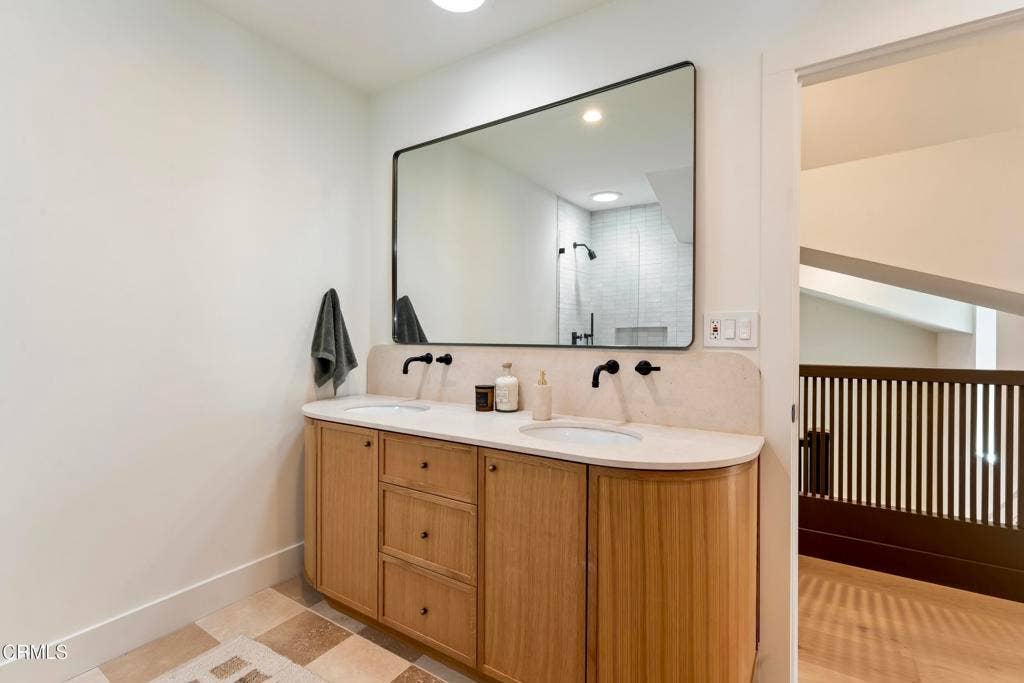 1432 Kellam Avenue, Los Angeles, CA 90026 1432 Kellam_ Low Res 048