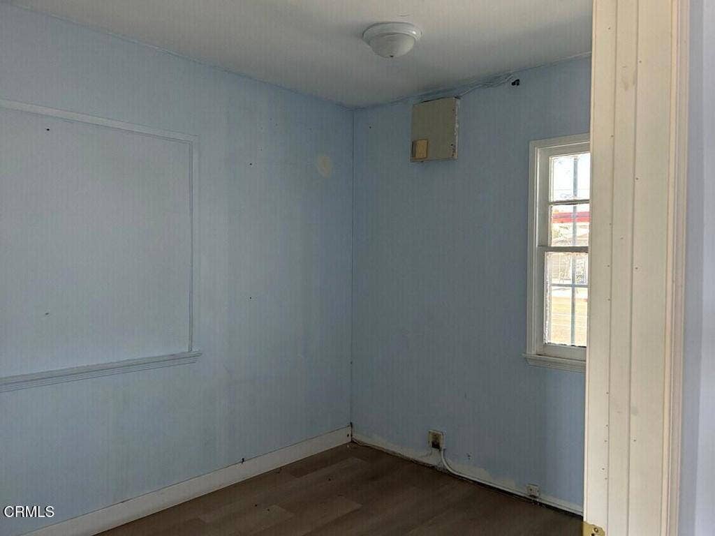 8858