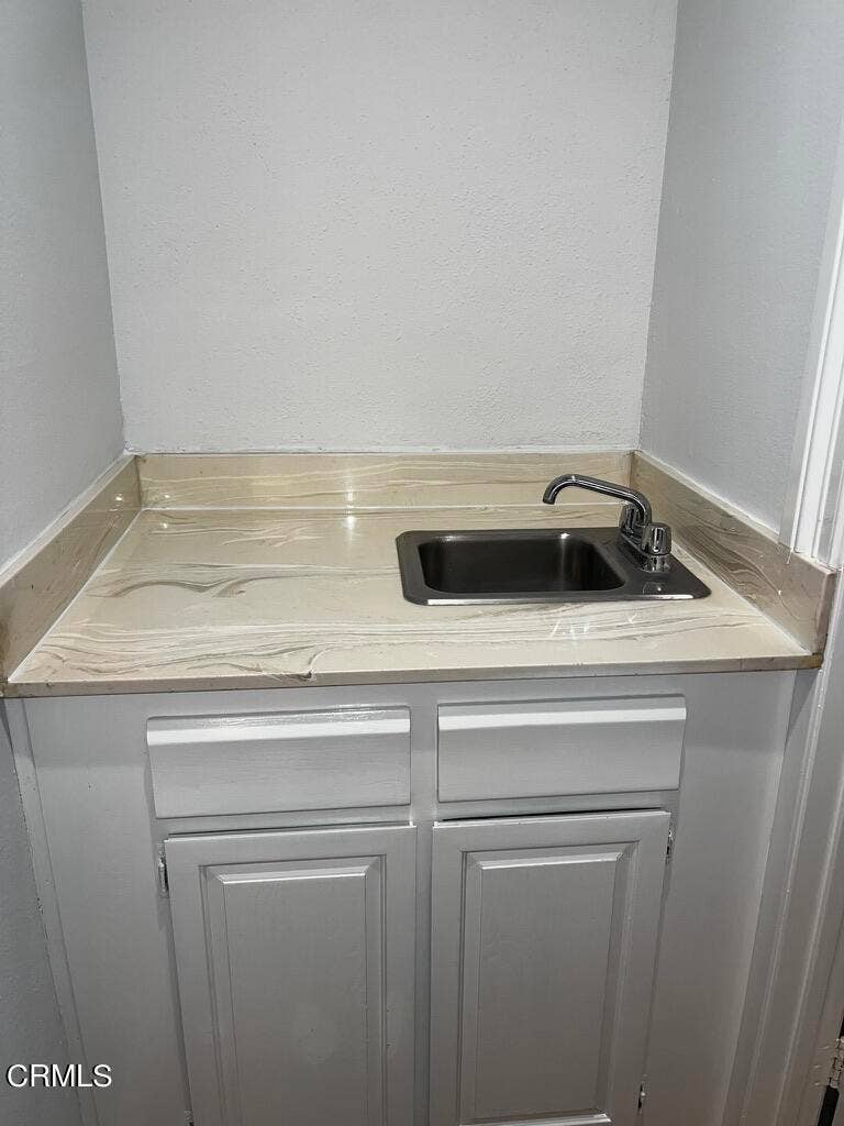1122 Campbell Street, #3, Glendale, CA 91207 238D58A0-F4B4-40AD-9200-6D9D8CAB0AD1_1_1