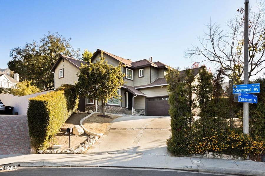 Property photo for 2701 Fairmount Avenue, La Crescenta, CA