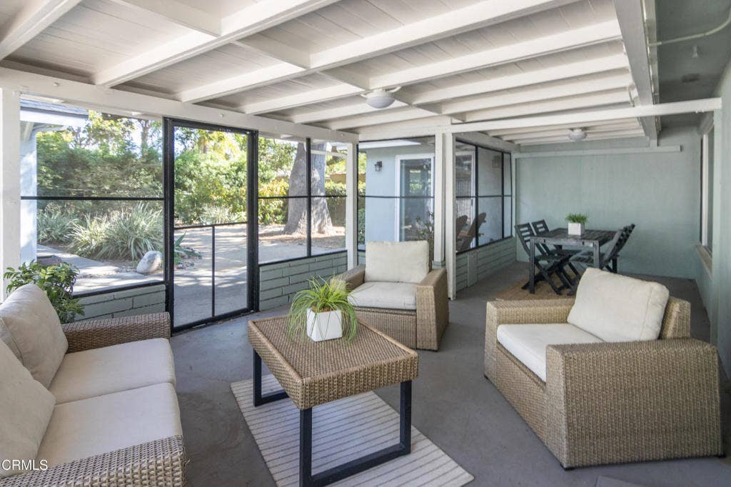 258 N Mayflower Avenue, Monrovia, CA 91016 20-Screened patio-1