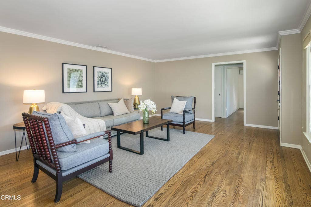 258 N Mayflower Avenue, Monrovia, CA 91016 05-Livingroom -3