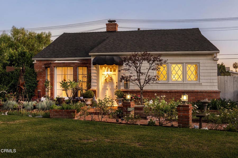 Property photo for 2406 Monte Vista Street, Pasadena, CA