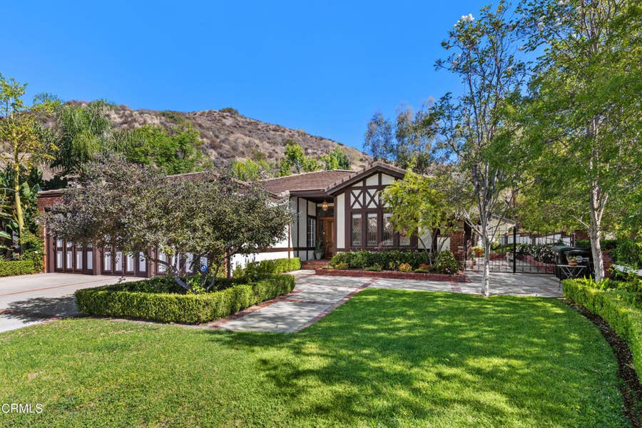 Property photo for 1153 Old Phillips Road, Glendale, CA