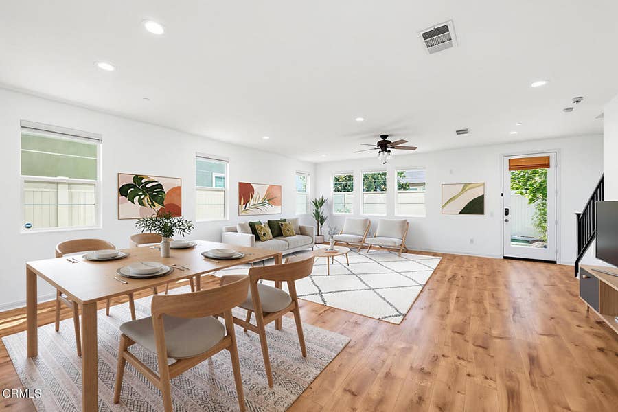 Property photo for 17326 Parque Vanowen Way, Lake Balboa, CA