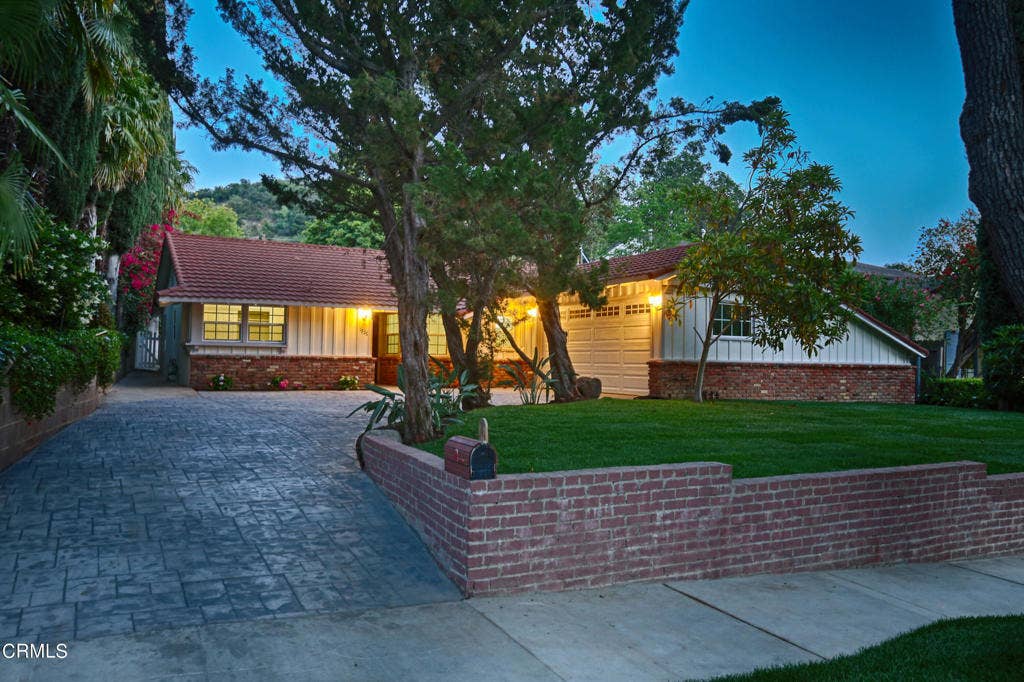 1936 Montecito Drive, Glendale, CA 91208 8x10__IMG_1573_HDR