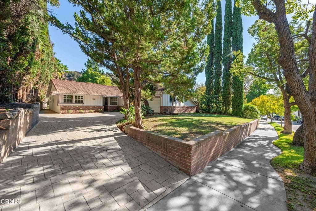 1936 Montecito Drive, Glendale, CA 91208 DSC_0089-Edit