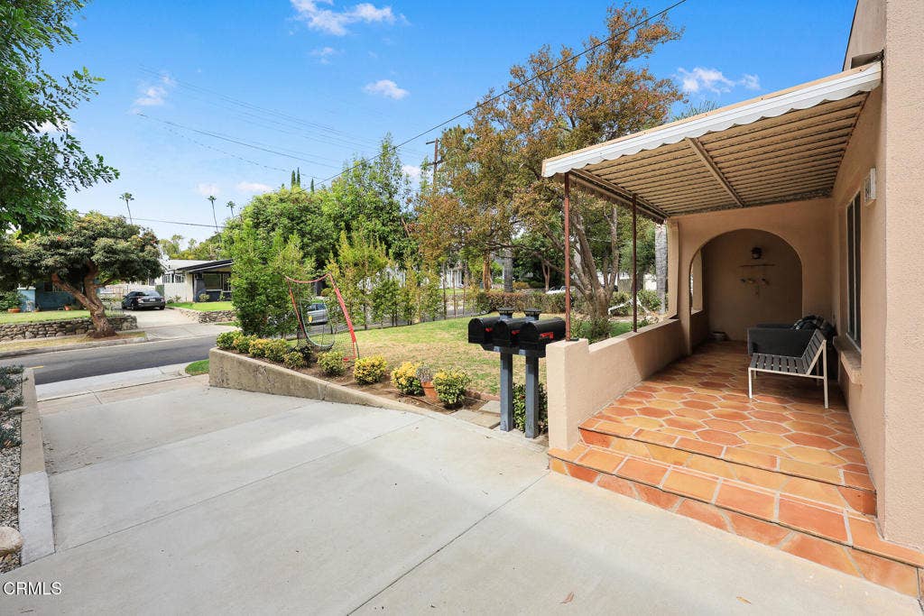 636 N Wilson Avenue, Pasadena, CA 91106 MLS_9