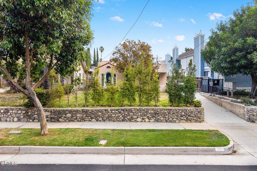 Property photo for 636 N Wilson Avenue, Pasadena, CA