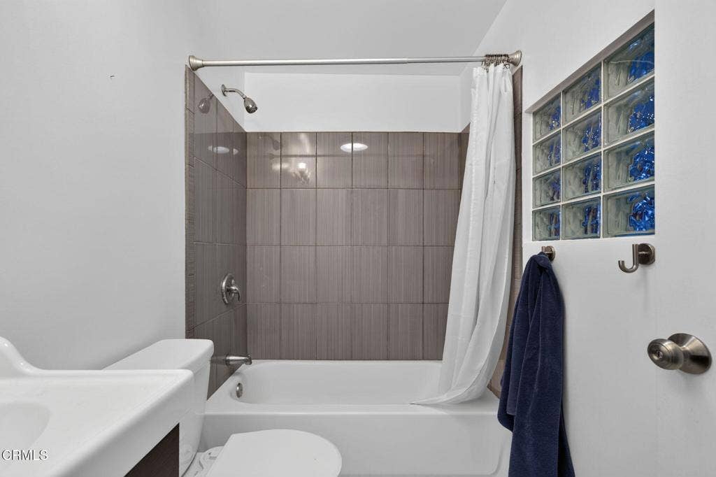 48-web-or-mls-1751 Lucretia Ave_MEDIA360