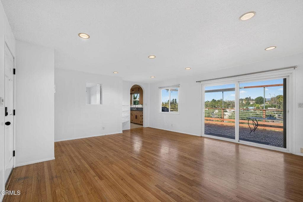 14-web-or-mls-1751 Lucretia Ave_MEDIA360