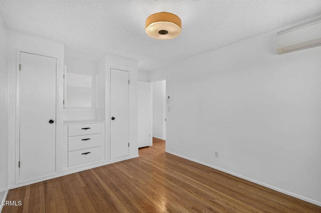 32-web-or-mls-1751 Lucretia Ave_MEDIA360
