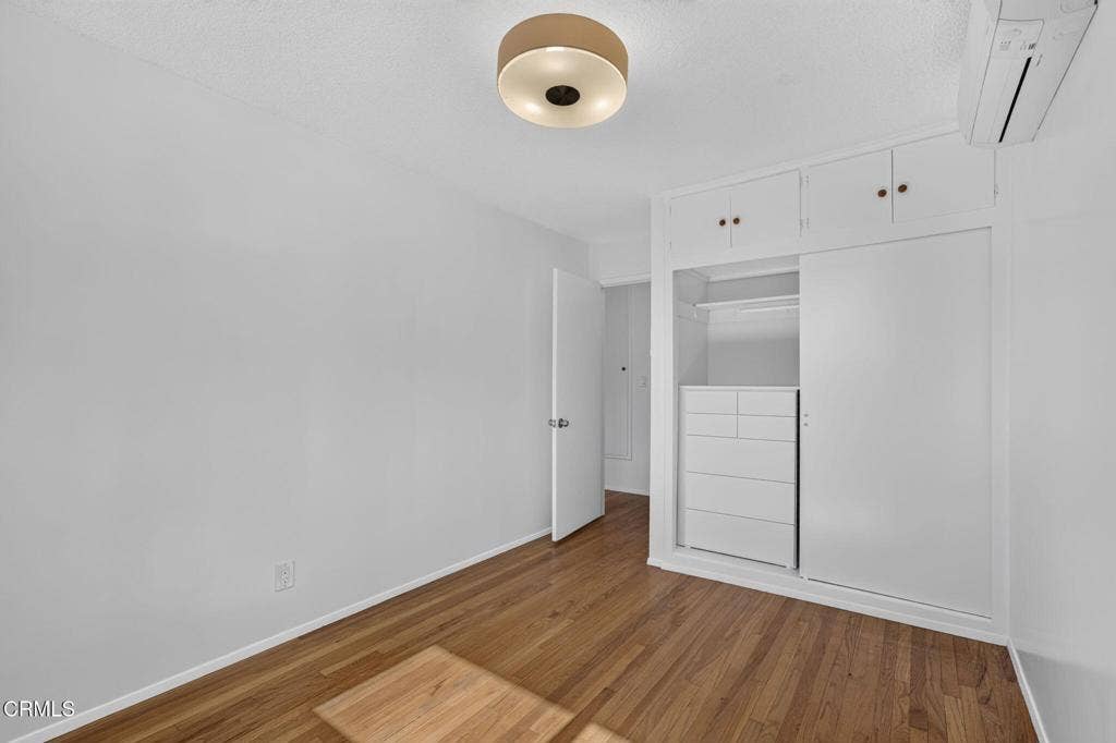 25-web-or-mls-1751 Lucretia Ave_MEDIA360