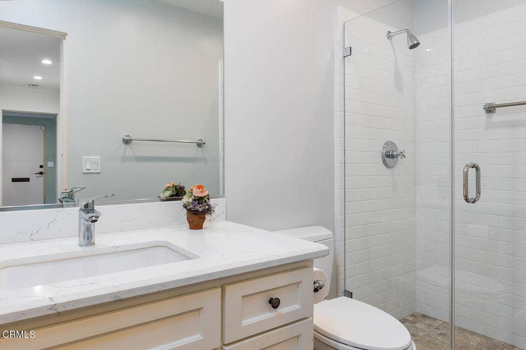 1225 N Granada Ave #40 022-mls