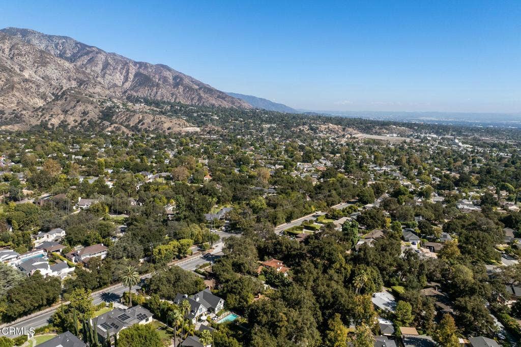 63-web-or-mls-DJI_20261009143451_0027_D
