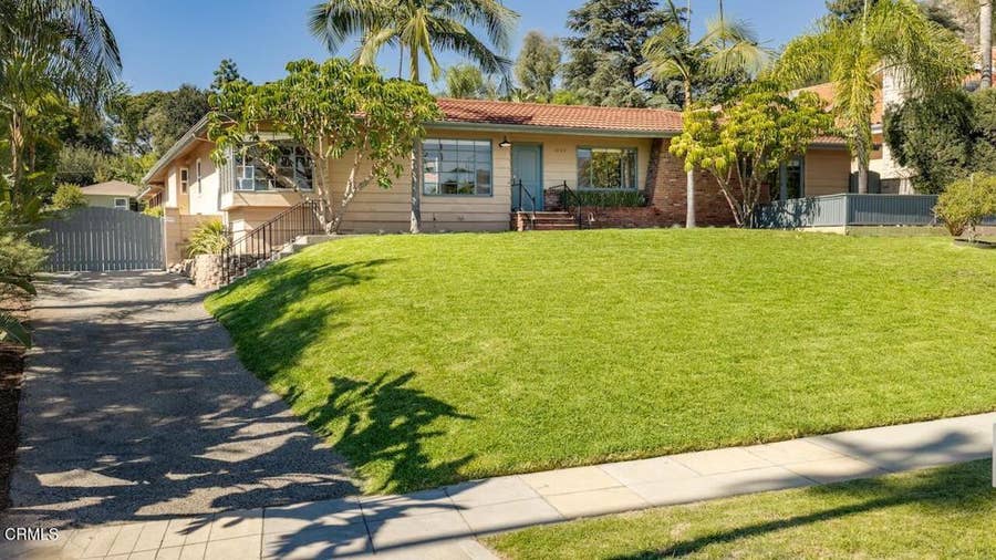 Property photo for 2195 Mendocino Lane, Altadena, CA