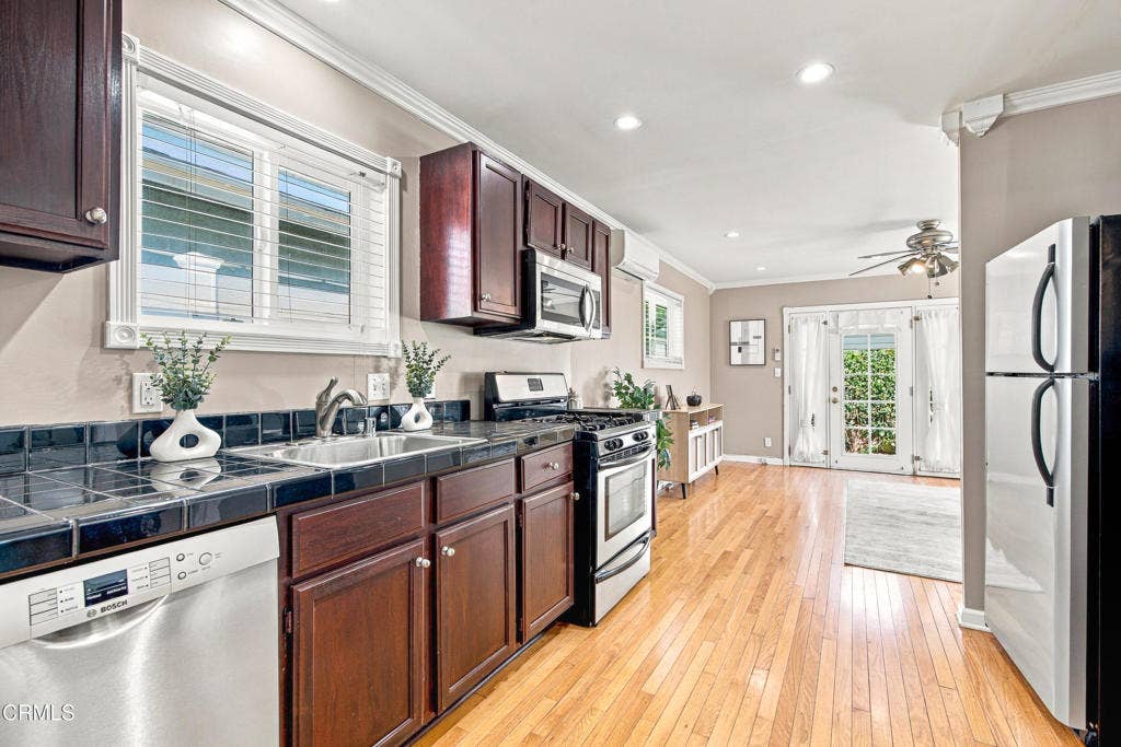 1007 Rose Avenue, Pasadena, CA 91107 egpimaging_1007RoseAve_050_FLEXMLS