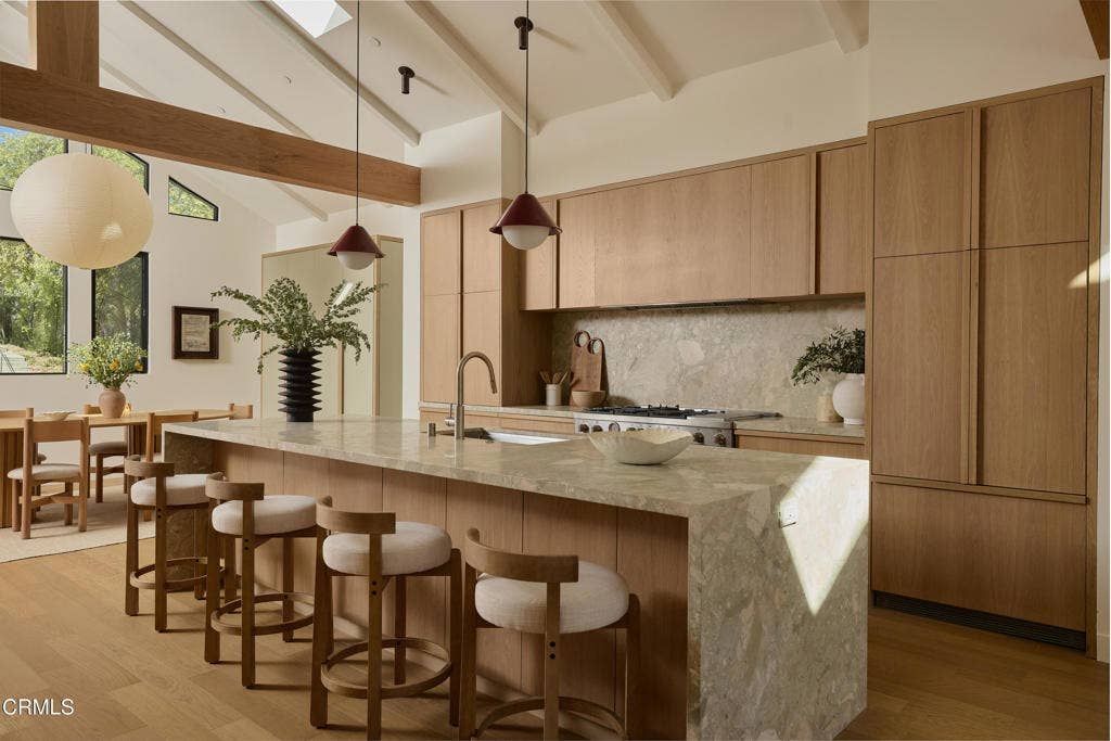 6264 Church Street, Los Angeles, CA 90042 11