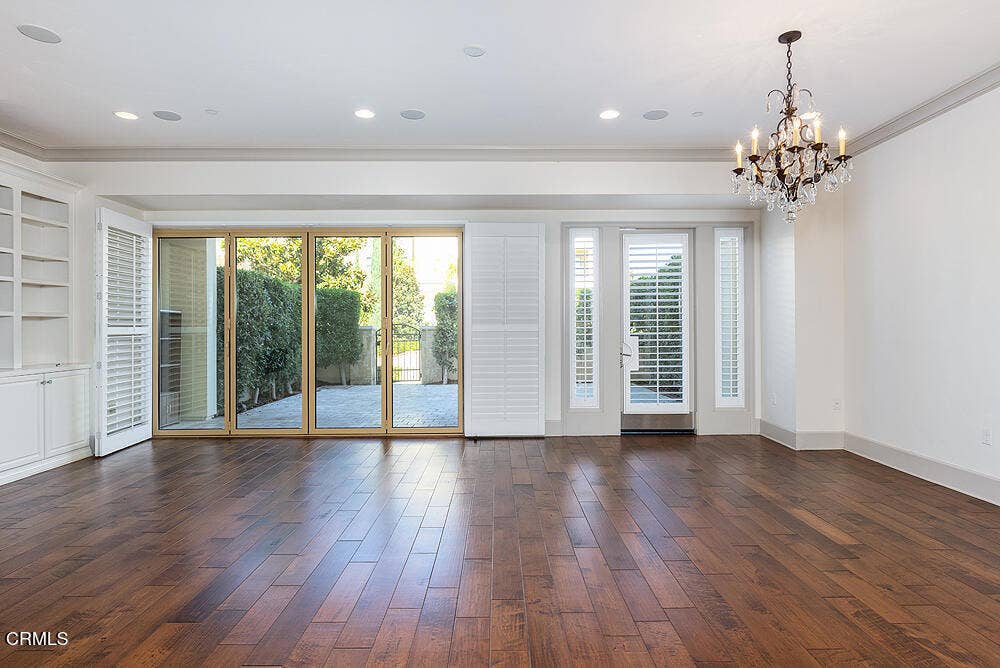 110 S Orange Grove Boulevard, #106, Pasadena, CA 91105 110 S Orange Grove Blvd #106 012-mls