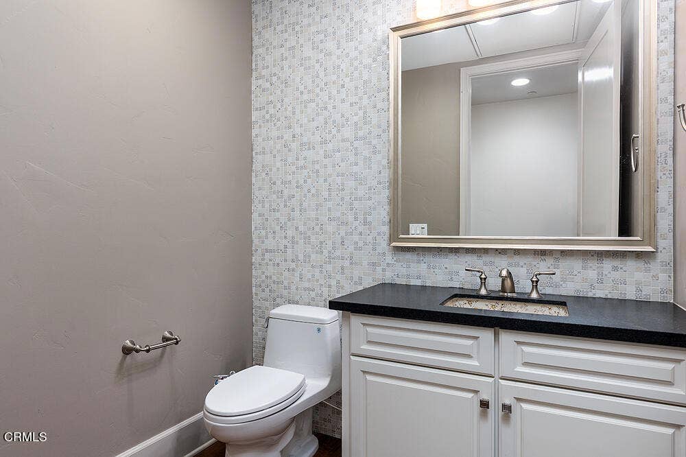 110 S Orange Grove Boulevard, #106, Pasadena, CA 91105 110 S Orange Grove Blvd #106 022-mls