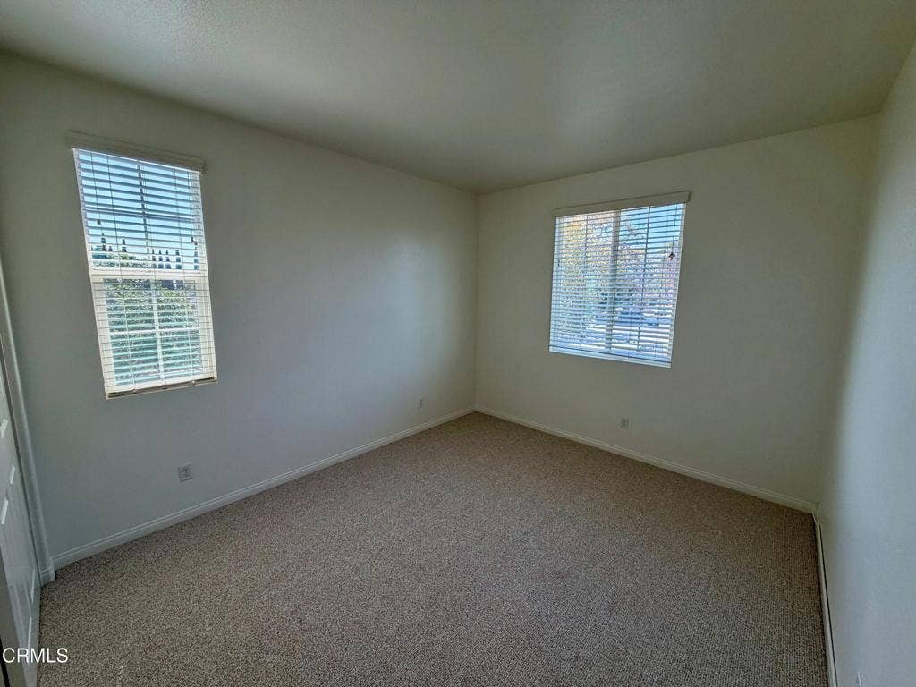 699 S Mandarin Lane, Rialto, CA 92376 10