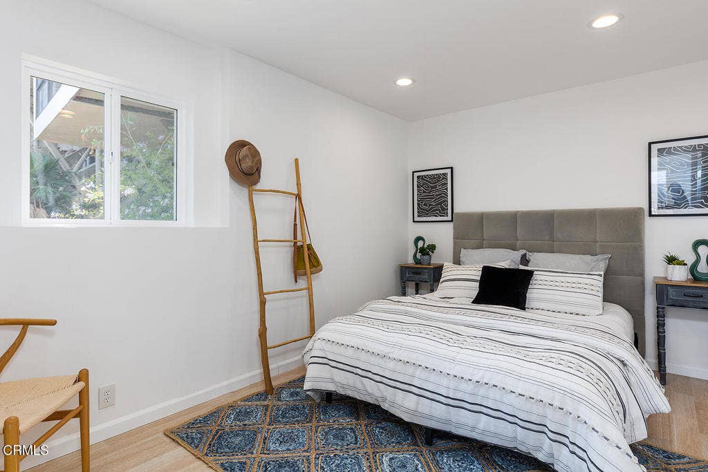 6936 Pacific View Drive, Los Angeles, CA 90068 6936 Pacific View Dr 034-mls