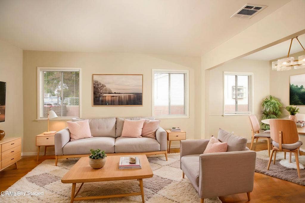 7046 Murietta Avenue, Van Nuys, CA 91405 _MG_5136-2 - Living Room - Standard - 16