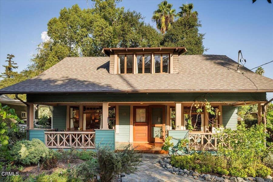 Property photo for 822 Mar Vista Avenue, Pasadena, CA