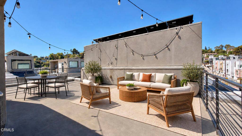 2172 Clifford Street, Los Angeles, CA 90026 26. roof top patio_IMG_0443 1_staged