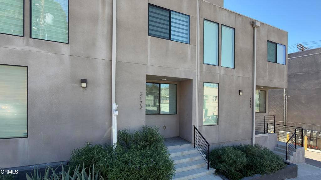 2172 Clifford Street, Los Angeles, CA 90026 33_front_IMG_0474