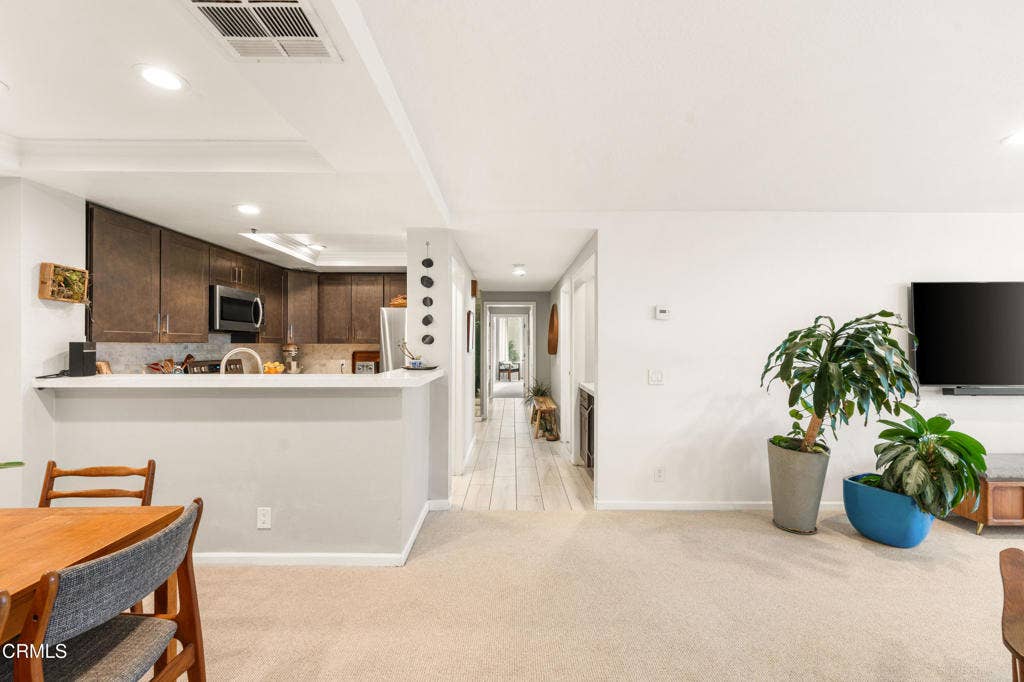 880 W 1st Street, #302, Los Angeles, CA 90012 #302-9